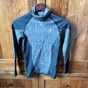 ODLO Gray Hooded Women’s XS Base Layer
